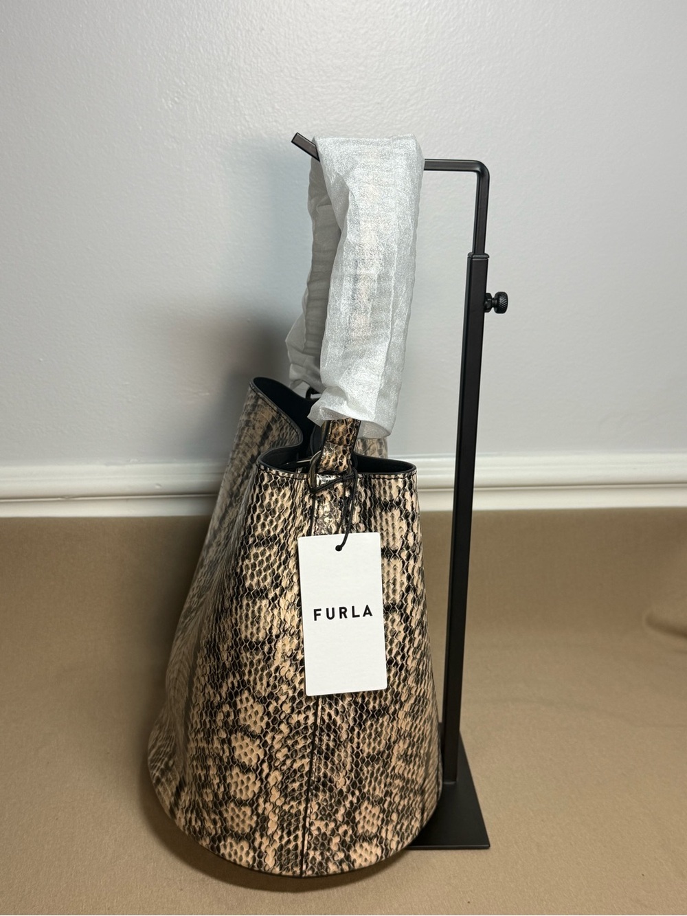 NWT Furla Danae Python Embossed Leather Bucket Bag - cappuccino - Picture 5 of 8